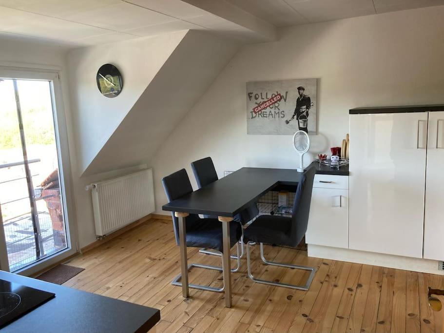 Sonnige Etagen-Wohnung, Alleinige Nutzung, Wasserbett Neunkirchen  Extérieur photo